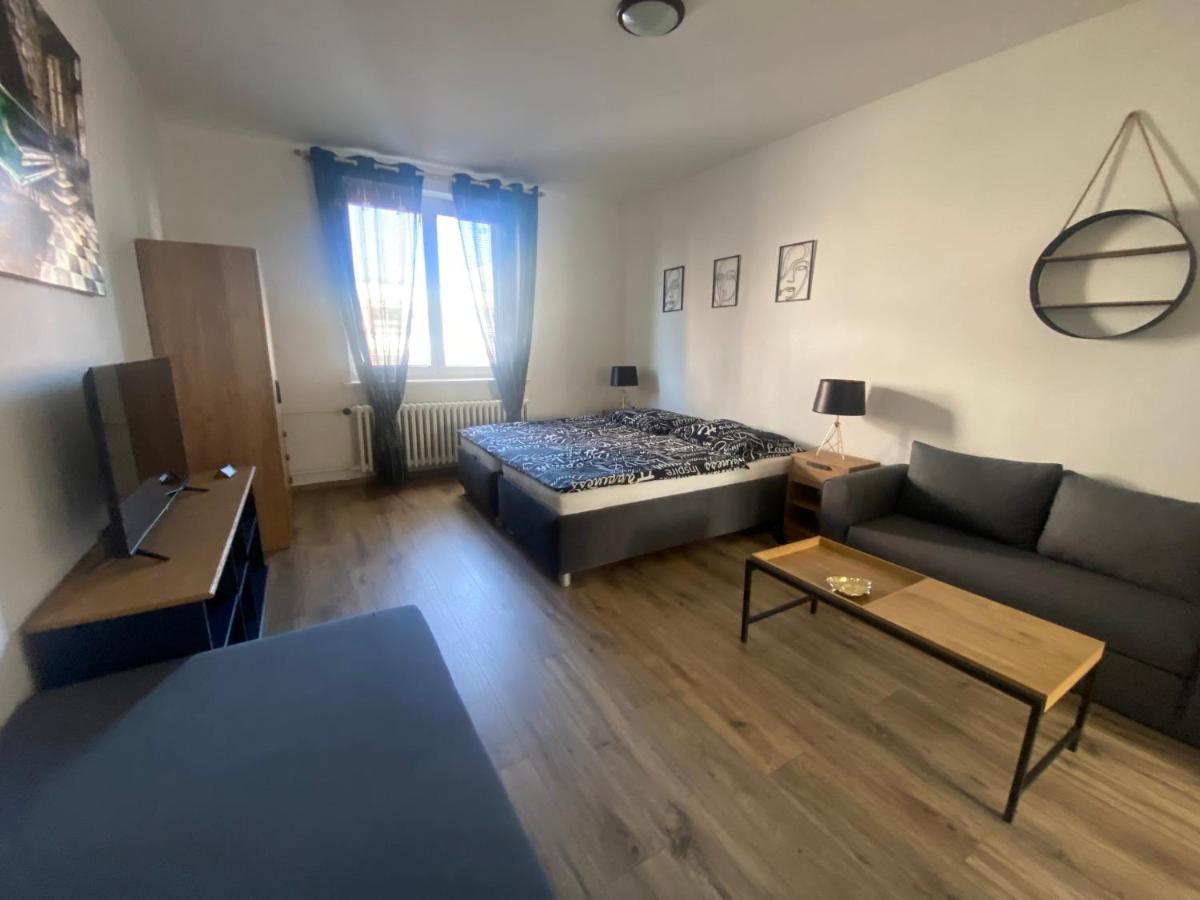 Cerna Ruze - Apartman 4 Plzeň Exteriér fotografie