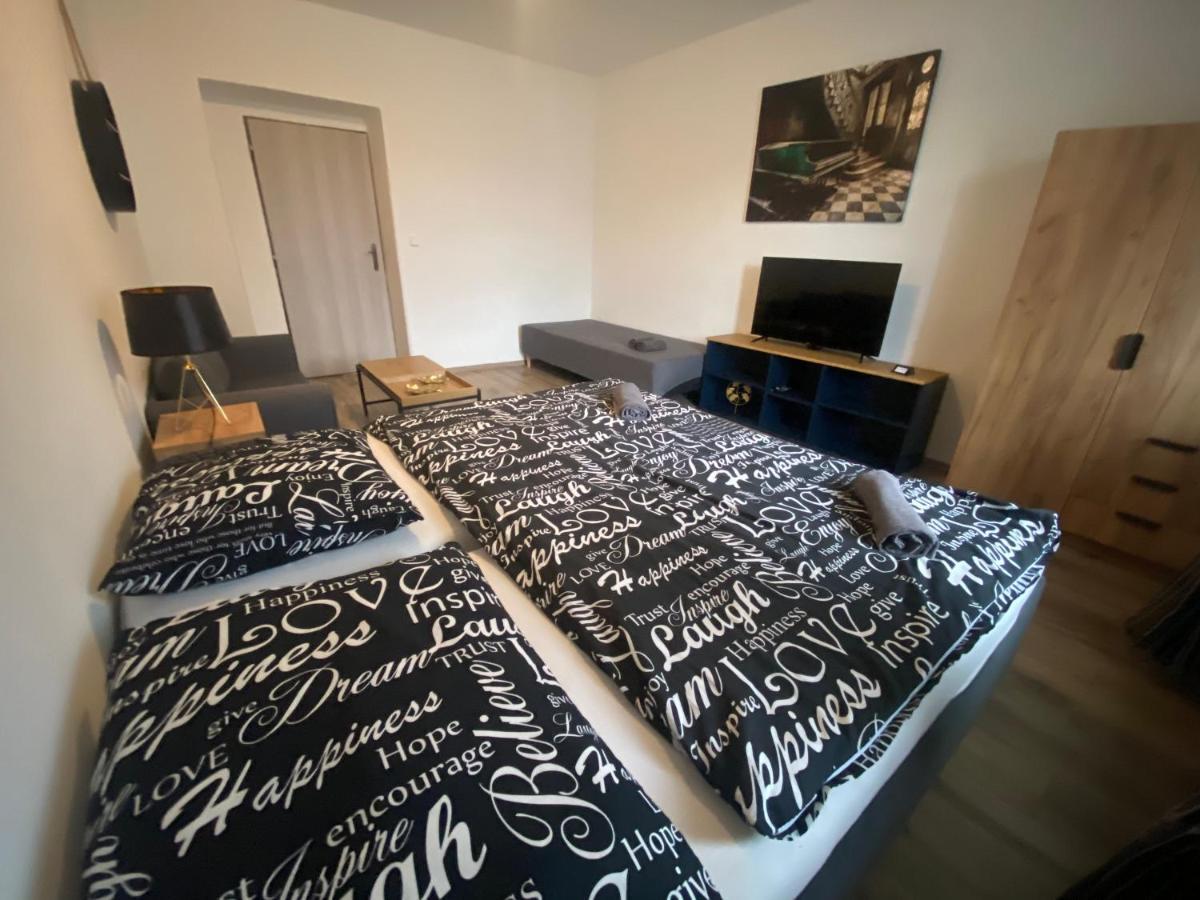 Cerna Ruze - Apartman 4 Plzeň Exteriér fotografie